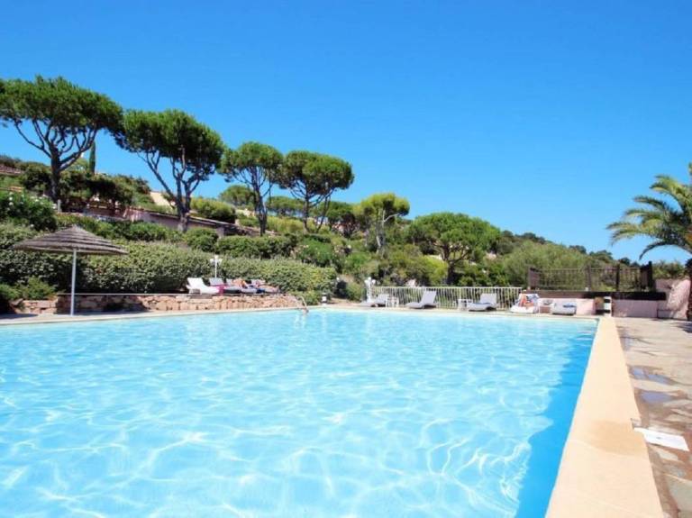 Villa with patio, BBQ & pool | Sea view | Beach nearby | Pet-friendly in Sartene