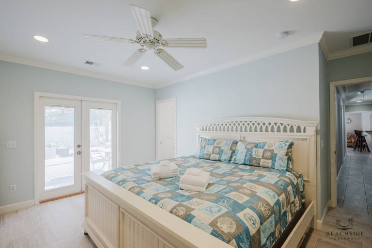 Family-friendly nice vacation home with hot tub, barbecue & private pool | Beach nearby | Suitable for remote work | Pets are welcome — photo 4
