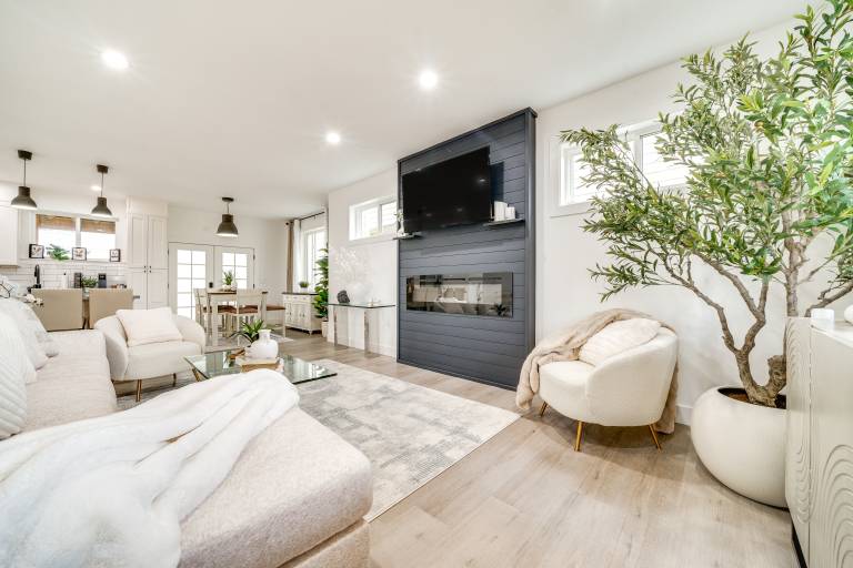 House Tacoma