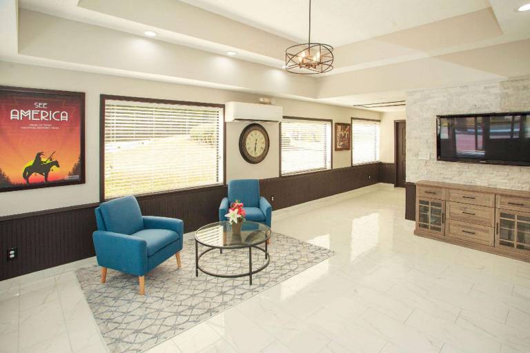 Travelodge by Wyndham Macon West — photo 3