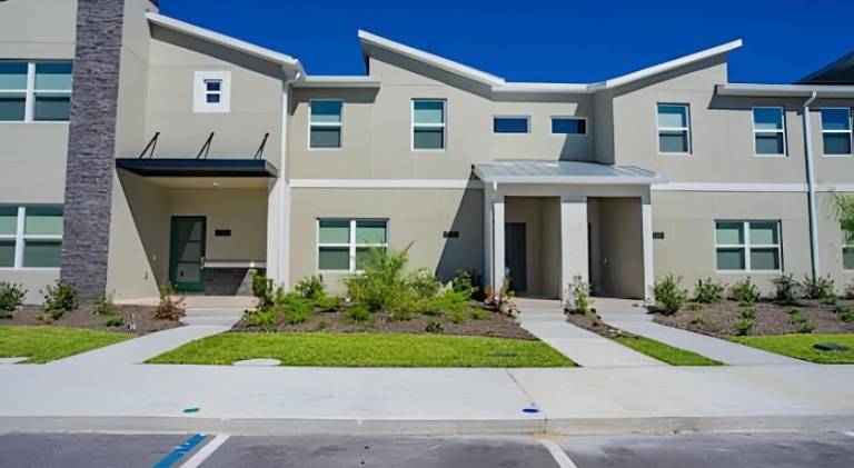 Beautiful house with hot tub & pool | Dogs allowed in Kissimmee, FL