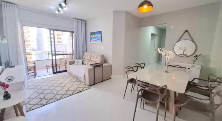 Spacious apartment | Close to the beach | Dogs allowed in Balneário Camboriú