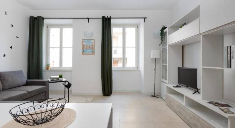 Rental apartment with 2 rooms for 5 persons — photo 2