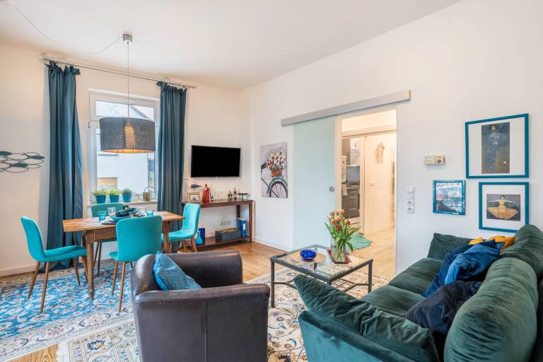 Apartment with yard | Garden view | Perfect for remote work — photo 2