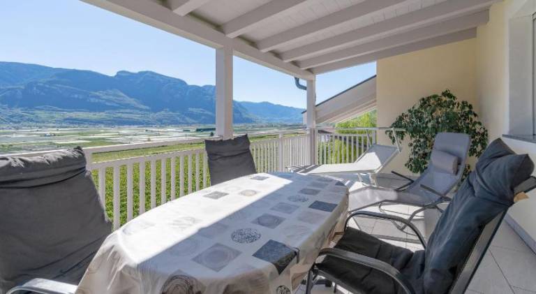 Holiday apartment with garden & pool | Suitable for remote work | Pets allowed — photo 5