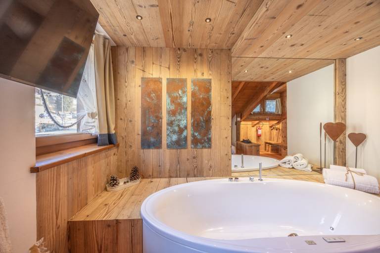 Beautiful holiday apartment with sauna & jacuzzi | Mountain view | Pet-friendly — photo 2