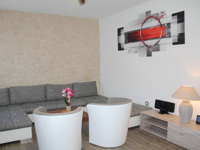 Spacious house with garden, barbeque & terrace | Pets are welcome — photo 4