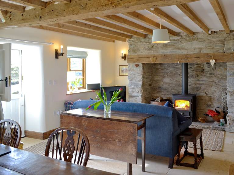 Child-friendly cottage with garden & barbecue | Pets are welcome — photo 2