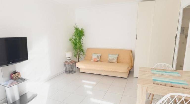 Nice apartment with pool | Close to the beach | Pet-friendly — photo 2