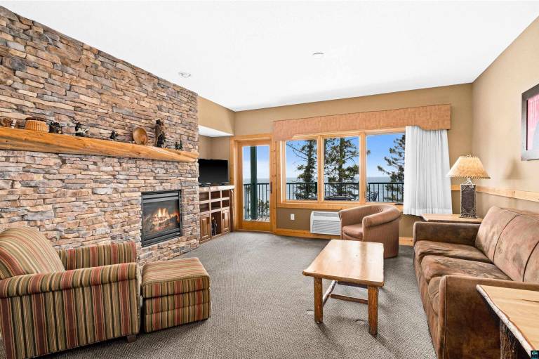 Condo Two Harbors