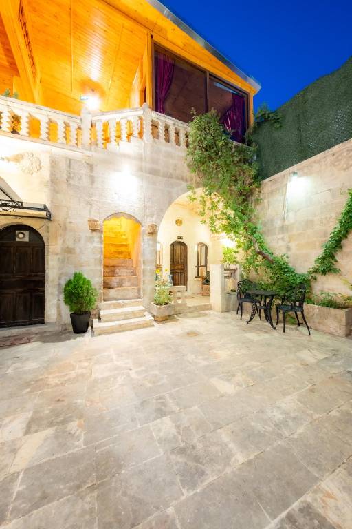 Karagül otel in Sanliurfa