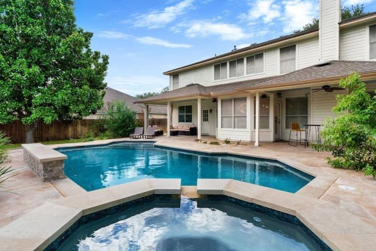 House  Pflugerville