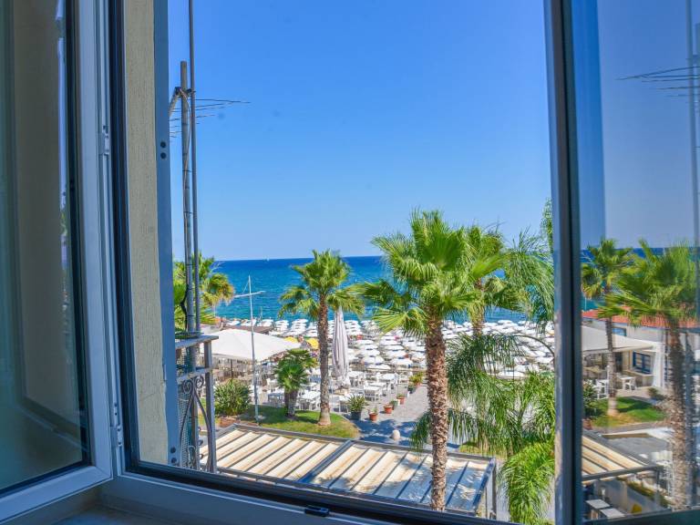 Fully equipped rental apartment | Close to the beach | Pets allowed — photo 3