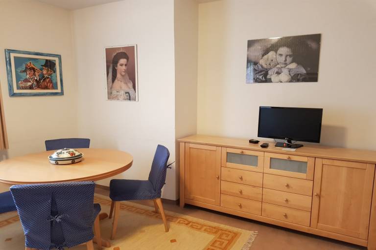Apartment with 2 rooms for 6 persons — photo 2