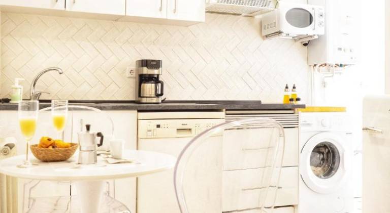 Cozy APT WiFi 4 PAX 15 min Puerta del Sol — photo 4