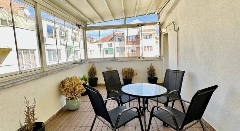 Apartment with terrace — photo 3