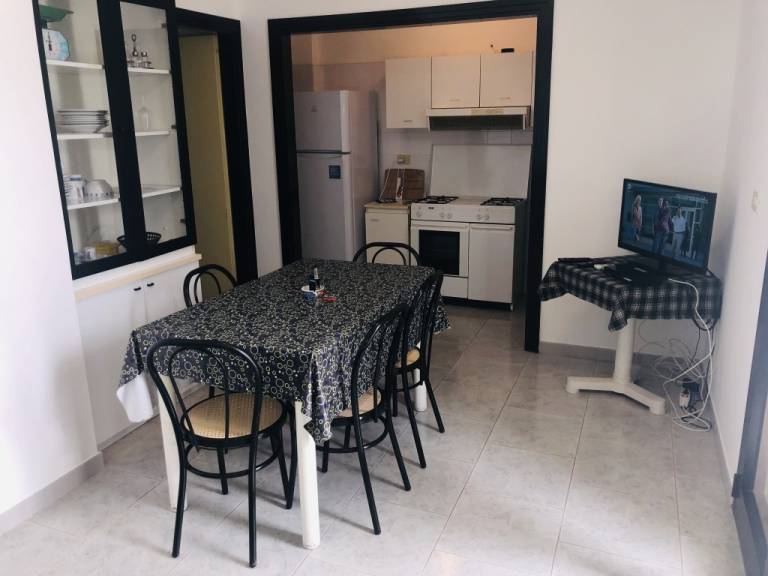Rental apartment with BBQ | City view — photo 5