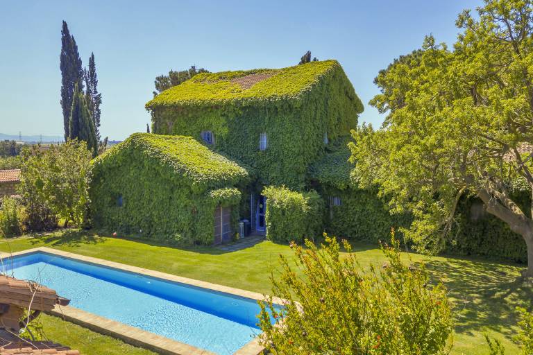 Fully equipped villa with barbecue, terrace & private pool | Pet-friendly — photo 3