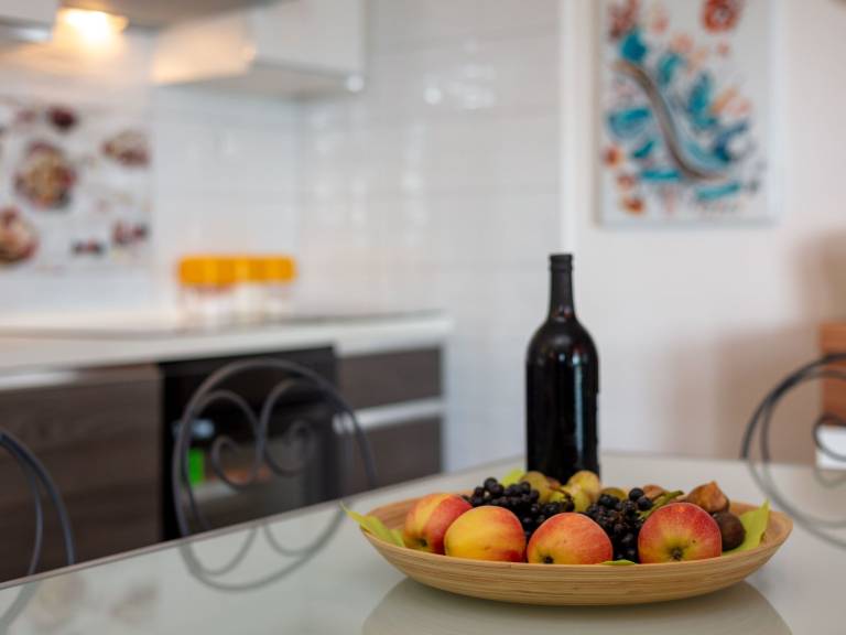 Vacation home with terrace & grill — photo 3