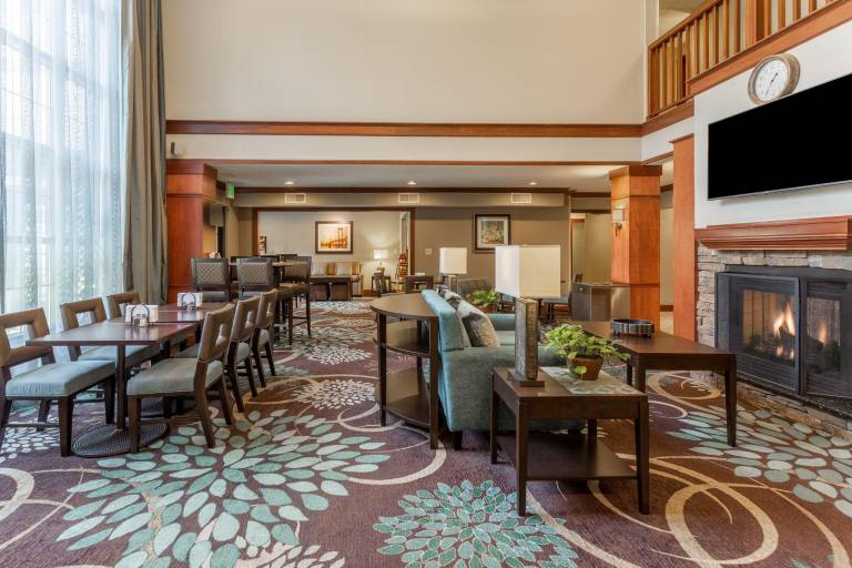 Staybridge Suites Davenport By IHG — photo 2