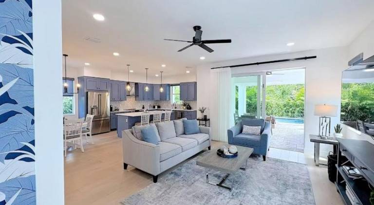 Pleasant house with jacuzzi & pool | Pets are welcome — photo 3