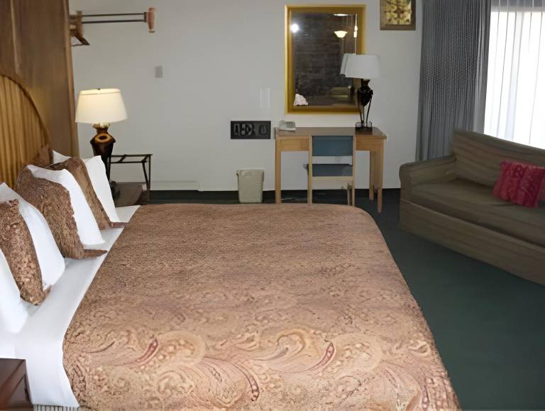 Silver Ridge Lodge in Salida, CO