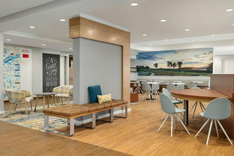 TownePlace Suites by Marriott Pittsburgh Harmarville — photo 3