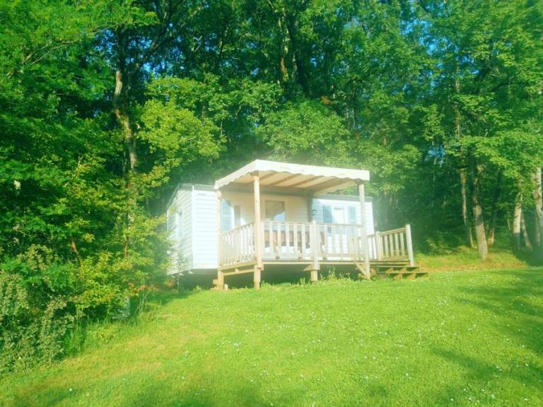 Lovely mobile home with patio & pool | Dogs allowed — photo 4