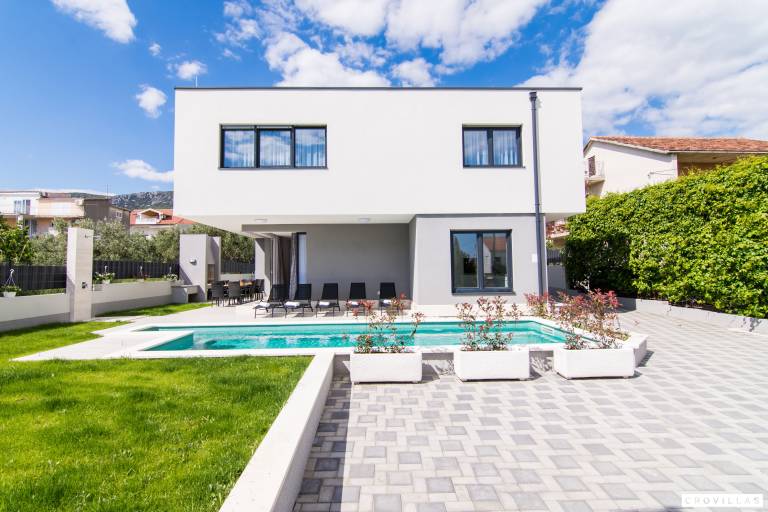 Villa Kaštel Kambelovac