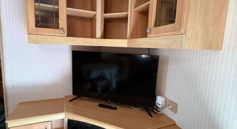 Oakley caravan rental — photo 5