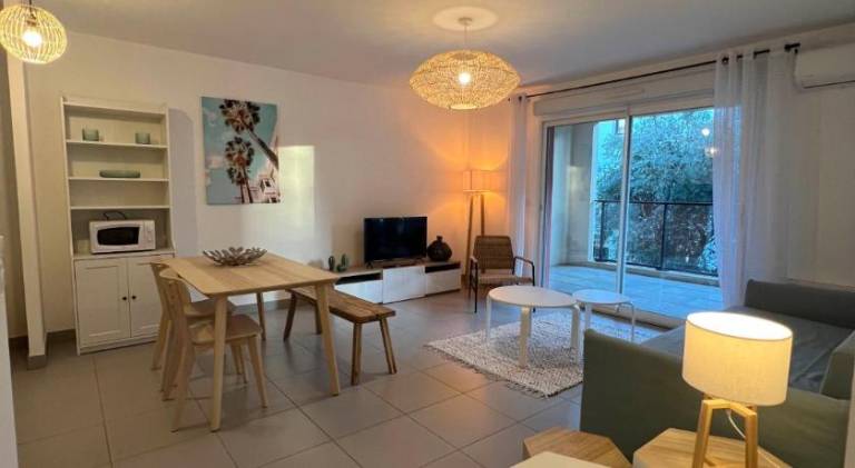 Apartment with 2 rooms for 4 persons — photo 2
