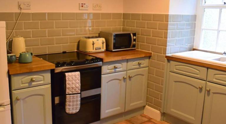 Holiday apartment with 2 rooms for 4 persons — photo 4