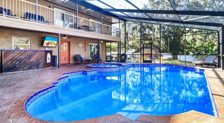 Wonderful vacation home with pool | Perfect for remote work | Dogs allowed in Tampa, FL