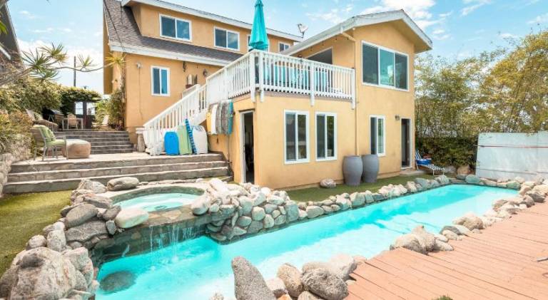 Vacation home with pool, terrace & yard in El Segundo, CA
