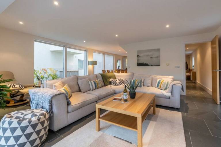 Villa  Somerford Keynes