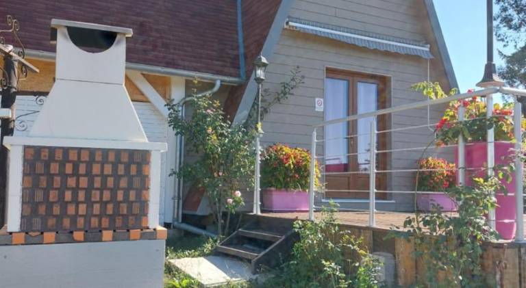 Chalet with hot tub & pool | Pets allowed in Limoges