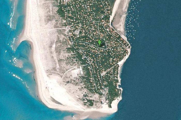 Villa with barbecue, yard & terrace | Sea view — photo 2