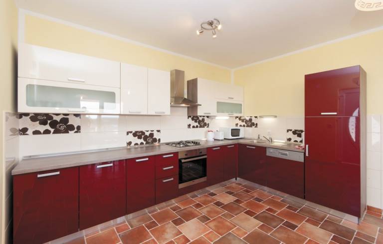 Fully equipped villa with terrace, barbeque & private pool | Sea view | Pets allowed — photo 4