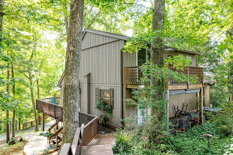House Lake Lure