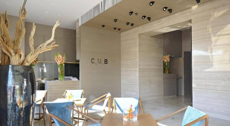 Hotel Cubo — photo 3
