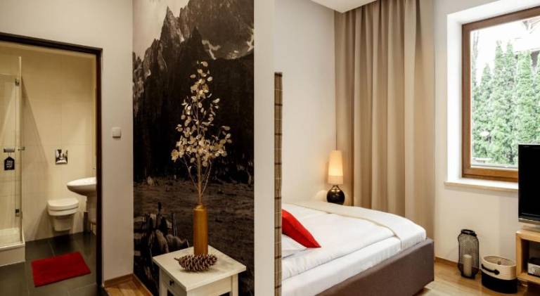 Serviced apartment with pool & sauna | Pets allowed — photo 2