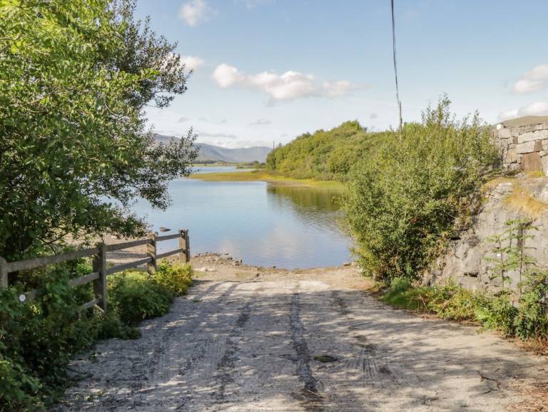 Cottage Cornamona