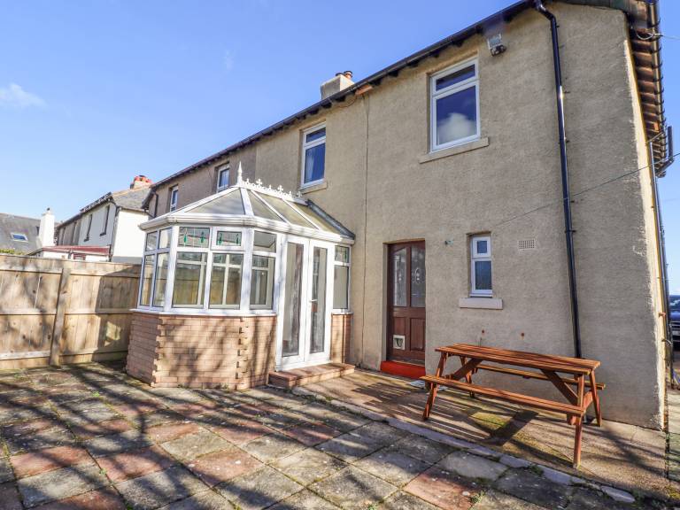 Cottage Craster