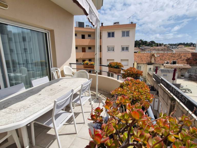 Fully equipped rental apartment | Beach nearby | Pet-friendly in Sainte-Maxime