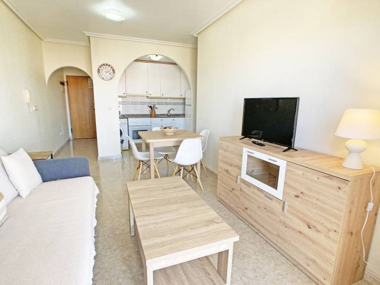 Holiday apartment with patio & pool — photo 2