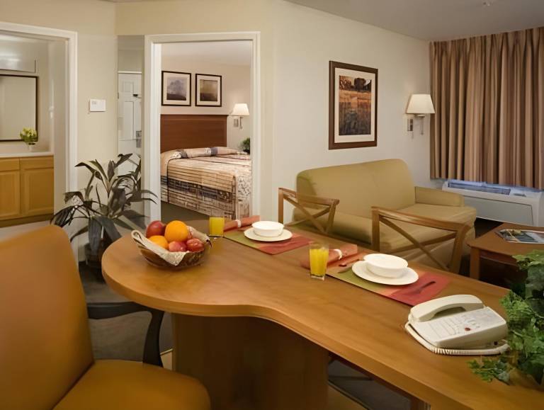 Candlewood Suites Medford By IHG — photo 3