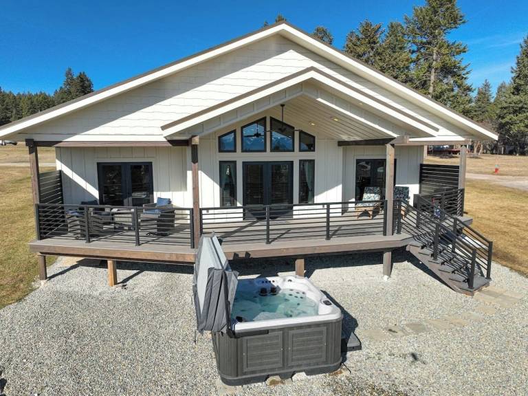 House Lakeside