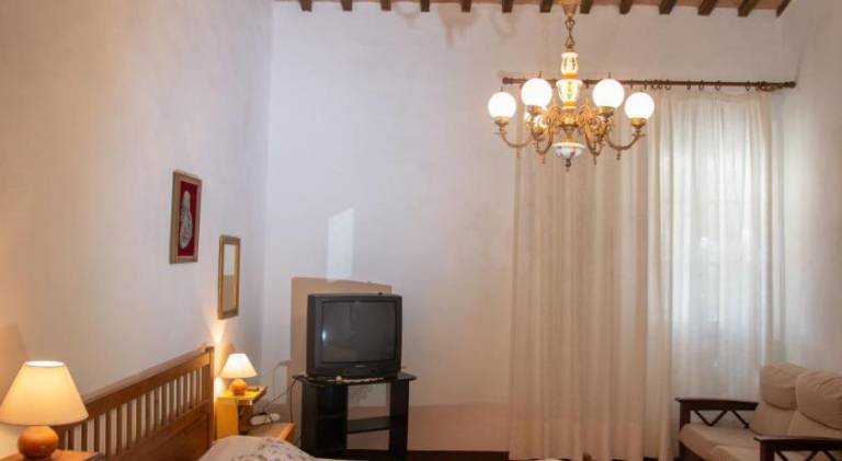 Holiday apartment with 1 room for 2 persons in Buonconvento
