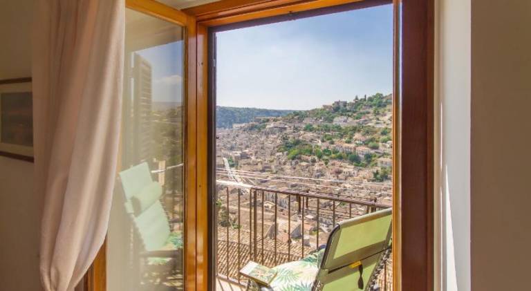 Vacation home | Close to Duomo of San Giorgio — photo 4