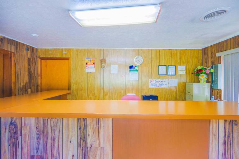 Travelers Inn by OYO Beaver, Hwy 19 — photo 4